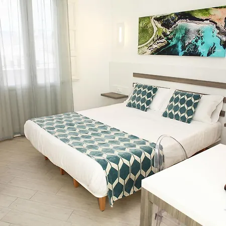 La Nicchia Smart Πανσιόν 3*